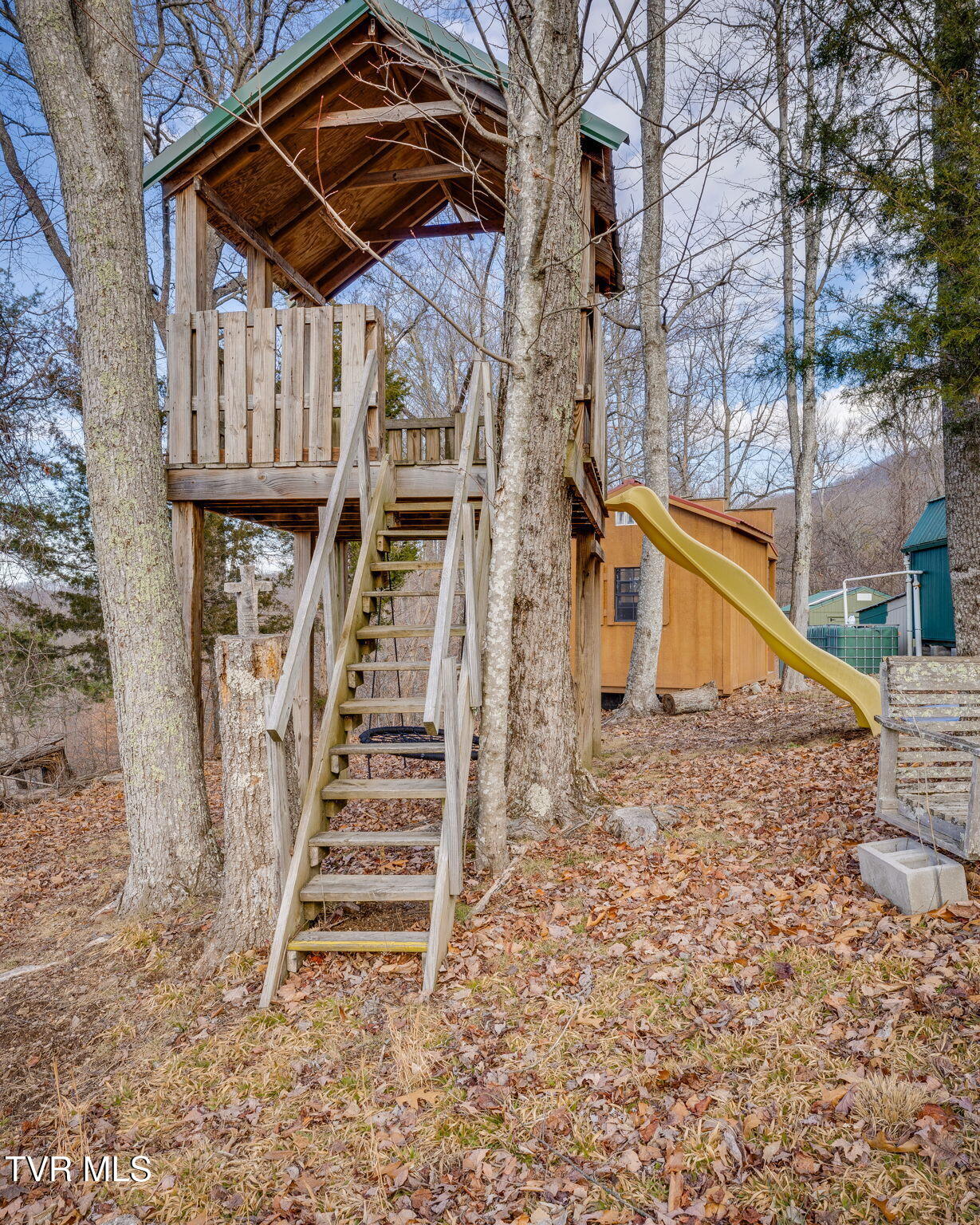 309 Holston Mountain Road, Unit 3 Elizabethton, TN 37643 - Photo 27 of 29 016