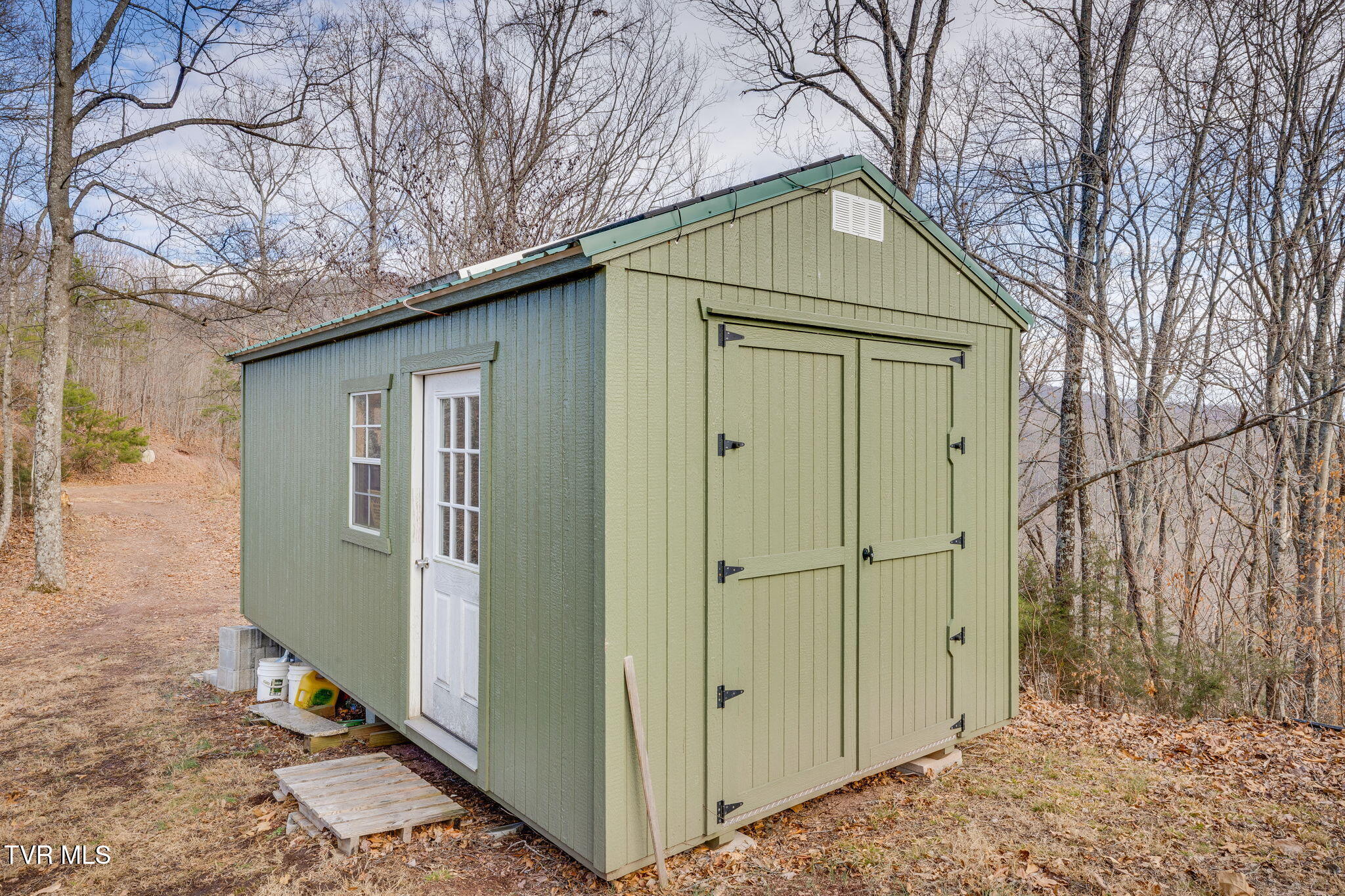 309 Holston Mountain Road, Unit 3 Elizabethton, TN 37643 - Photo 28 of 29 018