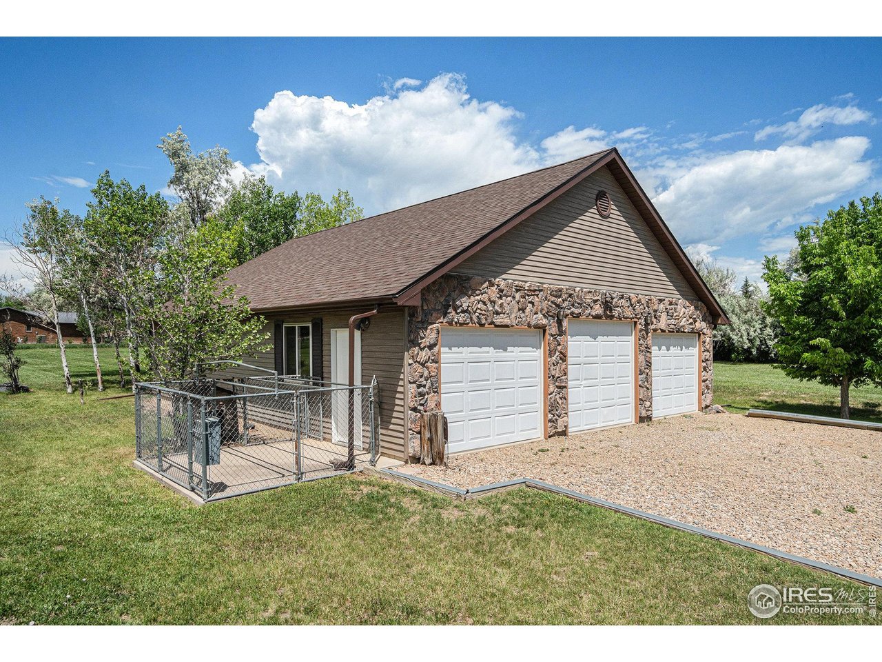 1625 Green Ridge Road Berthoud, CO 80513 - Photo 30 of 35 1656 Square Foot Outbuilding/6 Car Garage with attached dog kennel