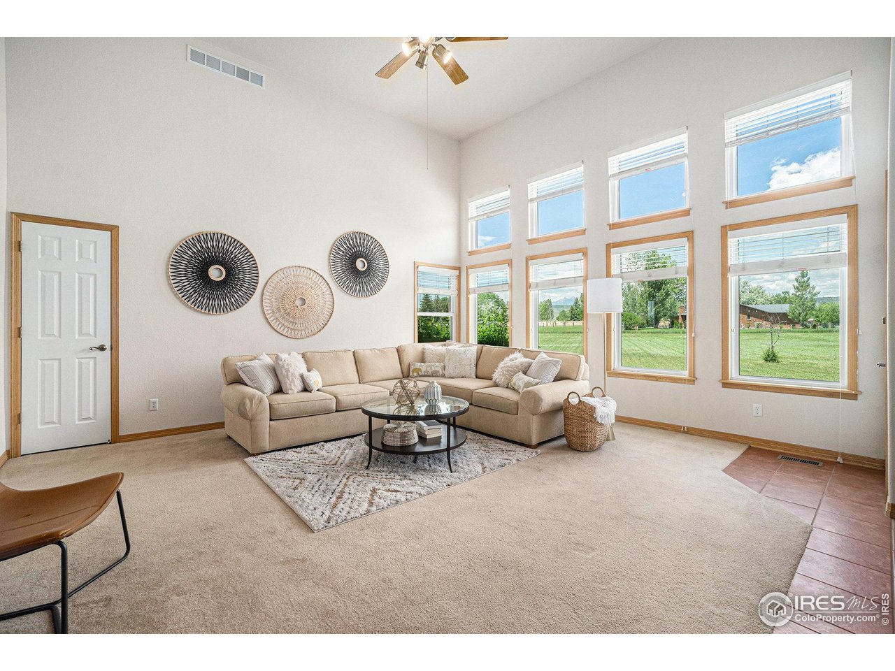 1625 Green Ridge Road Berthoud, CO 80513 - Photo 10 of 35 Living Room