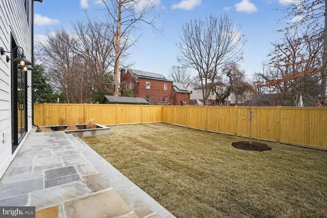 $2,995,000 | 1615 North Wakefield Street, Arlington, VA 22207