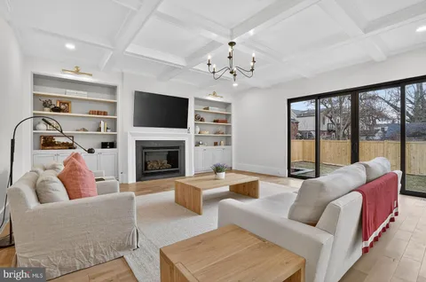 $2,995,000 | 1615 North Wakefield Street, Arlington, VA 22207