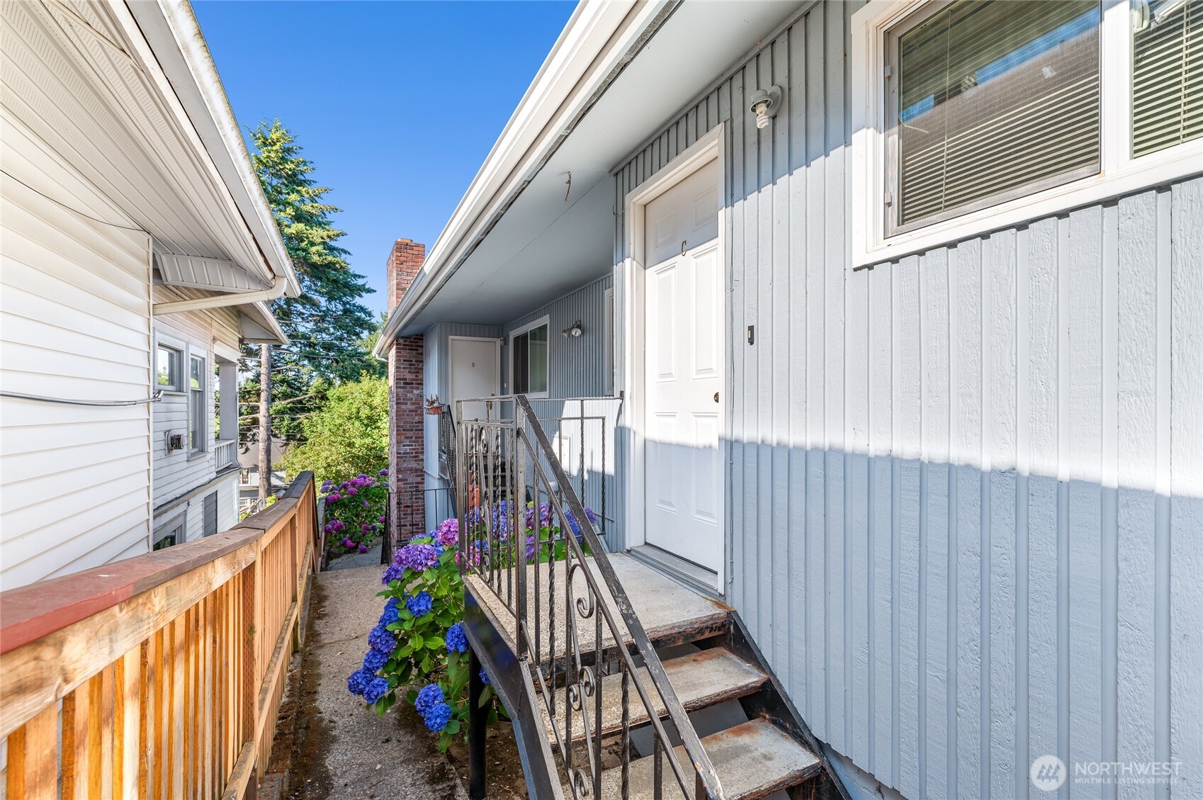 633 West Emerson Street Seattle, WA 98119 - Photo 13 of 25 a view of an entryway with a staircase