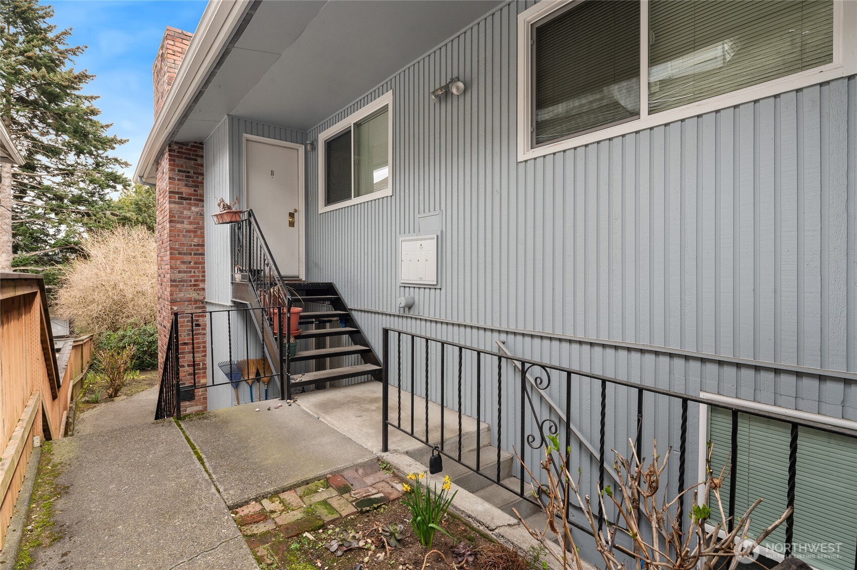 633 West Emerson Street Seattle, WA 98119 - Photo 10 of 25 a view of a house with wooden floor