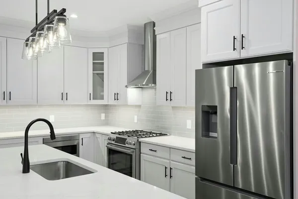 $950,000 | 9 Gaskins Lane, Ayer, MA 01432