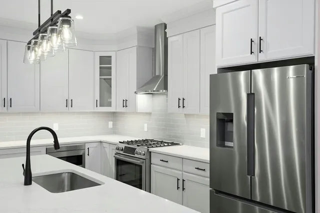 $950,000 | 9 Gaskins Lane, Ayer, MA 01432