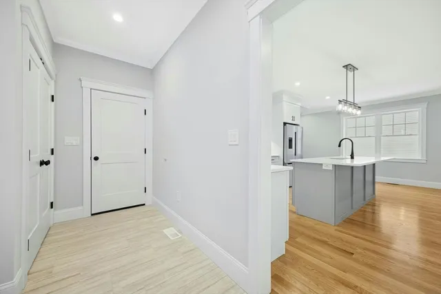 $950,000 | 9 Gaskins Lane, Ayer, MA 01432