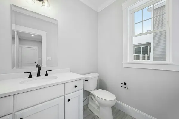 $950,000 | 9 Gaskins Lane, Ayer, MA 01432