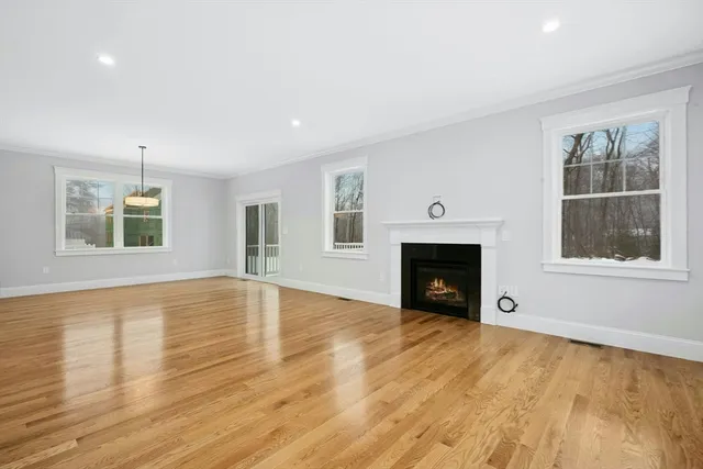 $950,000 | 9 Gaskins Lane, Ayer, MA 01432