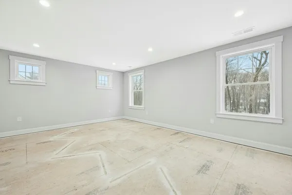 $950,000 | 9 Gaskins Lane, Ayer, MA 01432