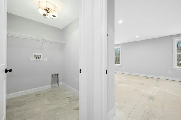 $950,000 | 9 Gaskins Lane, Ayer, MA 01432