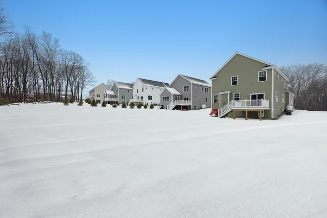$950,000 | 9 Gaskins Lane, Ayer, MA 01432