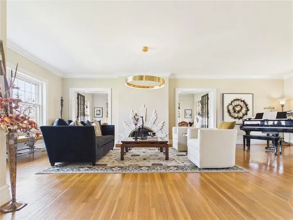 $650,000 | 304 West 9th Street, Fort Scott, KS 66701