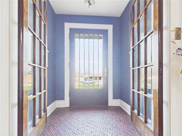 $650,000 | 304 West 9th Street, Fort Scott, KS 66701