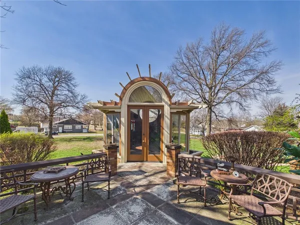 $650,000 | 304 West 9th Street, Fort Scott, KS 66701