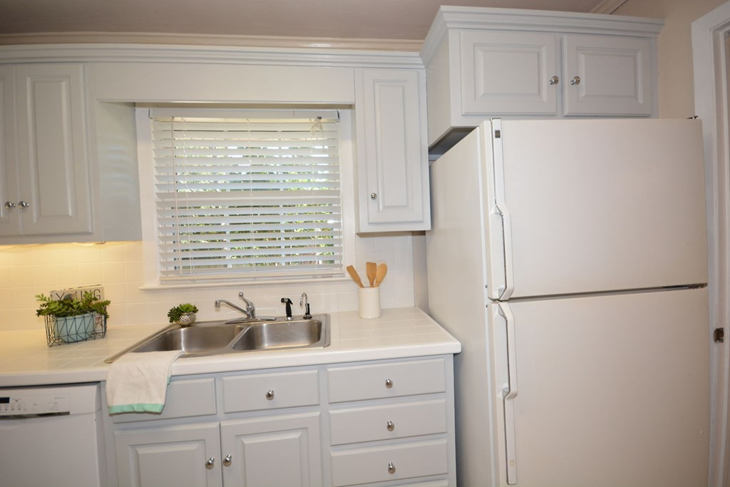 2709 Smith Creek Road Augusta, GA 30909 - Photo 8 of 32 Gallery Image 8