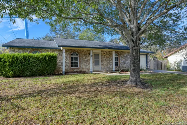 $210,000 | 12401 Trailing Oaks Street, Live Oak, TX 78233