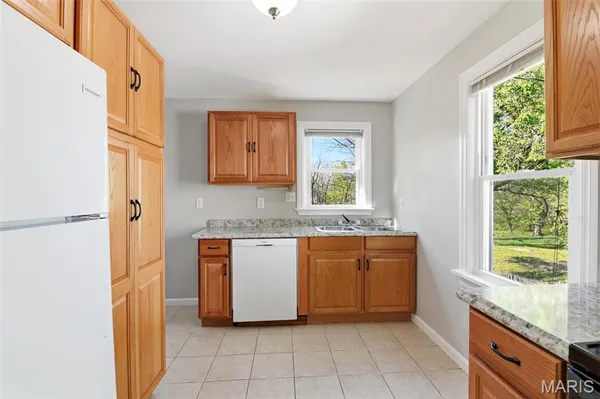 $180,000 | 306 Oaklawn Avenue, Warrenton, MO 63383