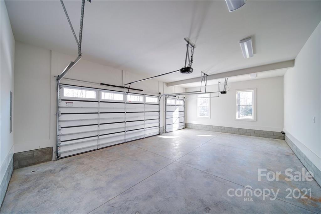 3017 McLendon Road Matthews, NC 28104 - Photo 25 of 47 a view of a garage