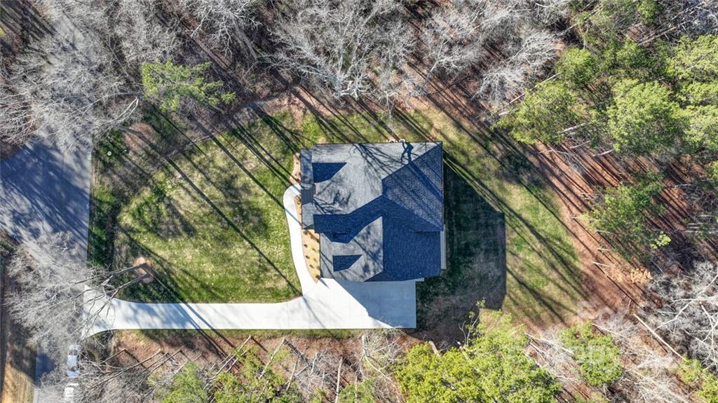3017 McLendon Road Matthews, NC 28104 - Photo 3 of 47 a view of outside area of a house