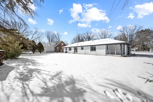 $315,000 | 521 Vale Avenue, Rockford, IL 61107