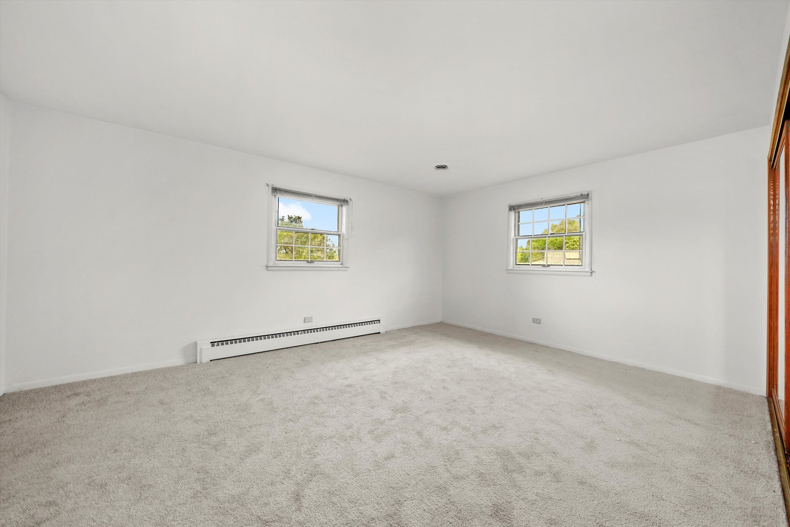 1406 Lincoln Road McHenry, IL 60051 - Photo 19 of 39 an empty room with a window