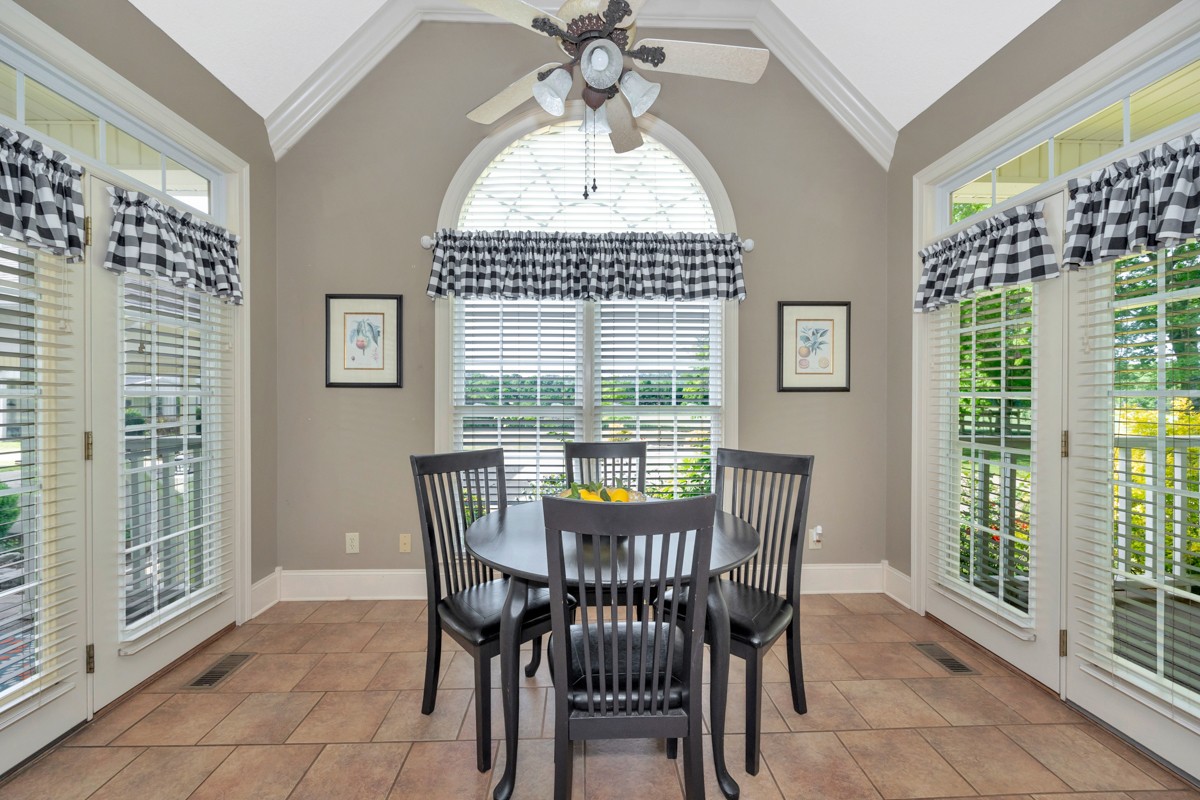 21 Meeting House Road Ardmore, TN 38449 - Photo 16 of 62 a view of a dining room with furniture and wooden floor