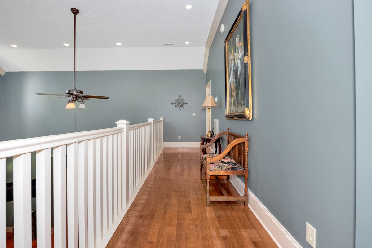 21 Meeting House Road Ardmore, TN 38449 - Photo 29 of 62 a view of hallway with furniture