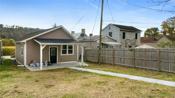 $290,000 | 1122 West 2nd Street, Madison, IN 47250