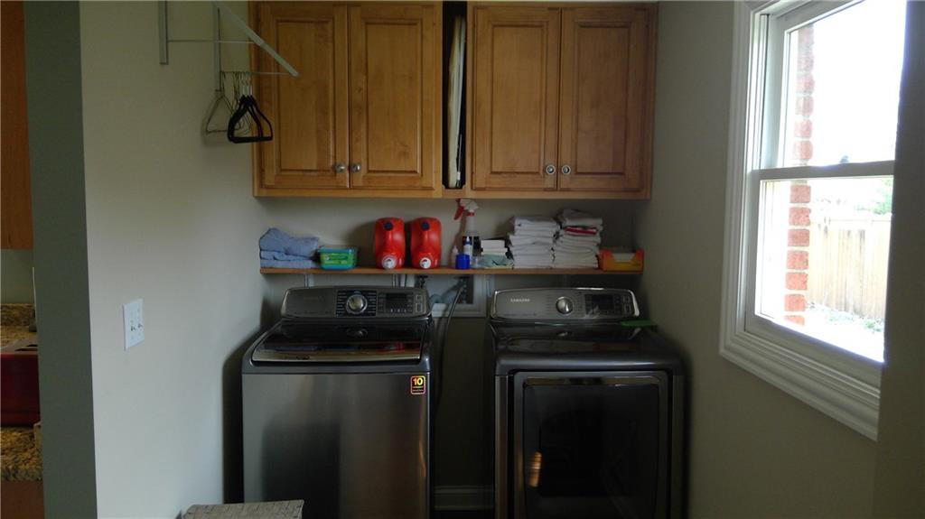1417 Iron Liege Road Indianapolis, IN 46217 - Photo 5 of 23 Gallery Image 5