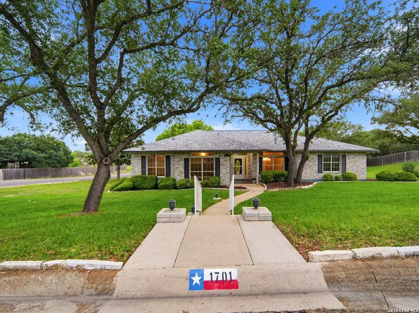 $420,000 | 1701 Mount Laurel Trail, Kerrville, TX 78028