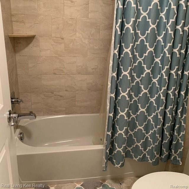 4203 Oak Arbor Crest Court, Unit 16 Rochester, MI 48306 - Photo 26 of 42
