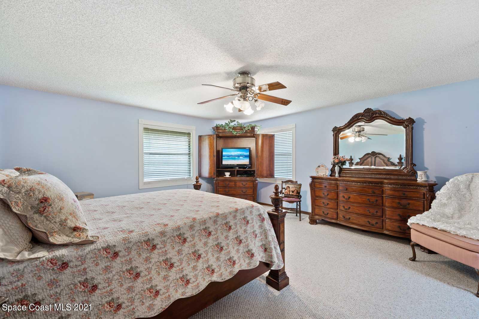 4344 Country Road Melbourne, FL 32934 - Photo 7 of 22 8 - 4344 Country Rd (15)