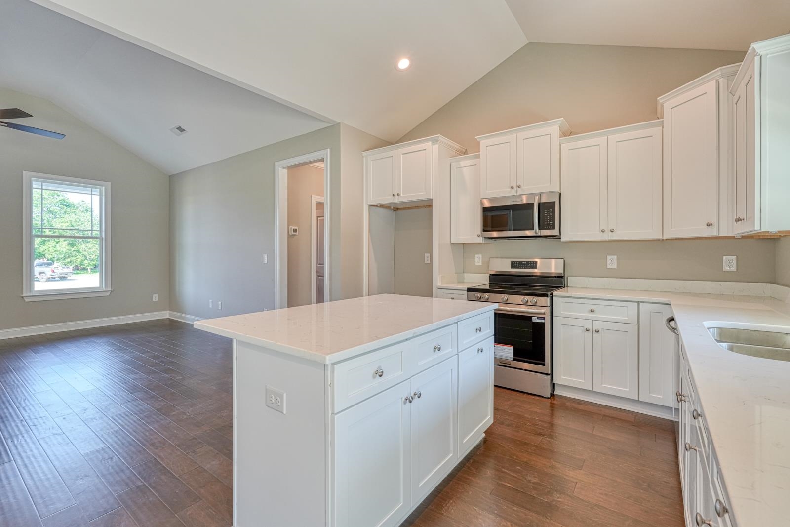 1272 West Rutledge Avenue Gaffney, SC 29341 - Photo 8 of 36 Gallery Image 8