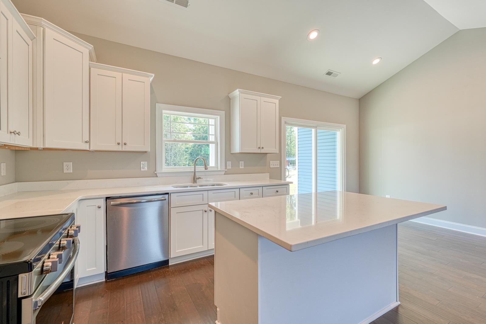 1272 West Rutledge Avenue Gaffney, SC 29341 - Photo 9 of 36 Gallery Image 9