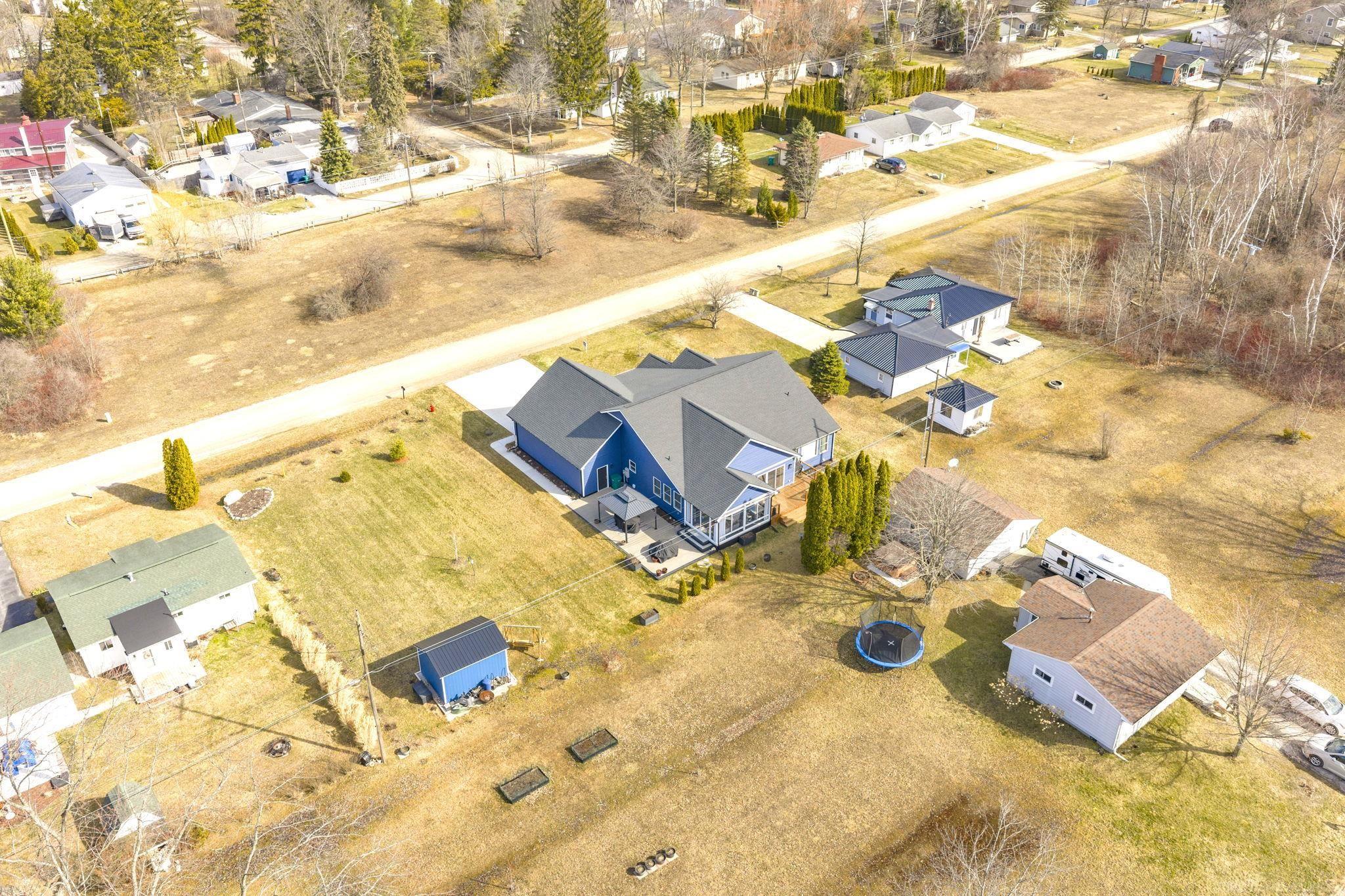 7378 Birchtree Road Lexington, MI 48450 - Photo 6 of 56 Gallery Image 6