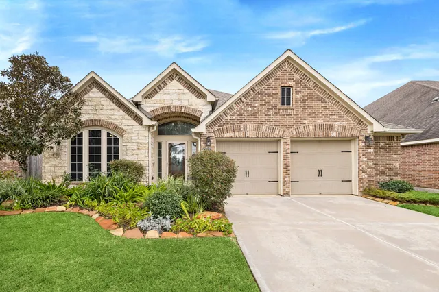 $399,000 | 5231 Stoneridge Court, Rosenberg, TX 77471