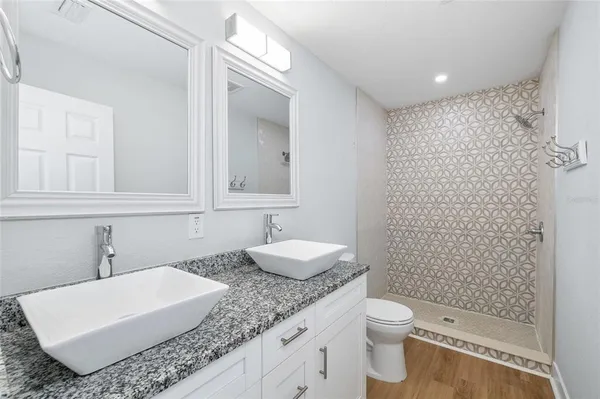 $3,400 | 2606 West Henry Avenue, Tampa, FL 33614