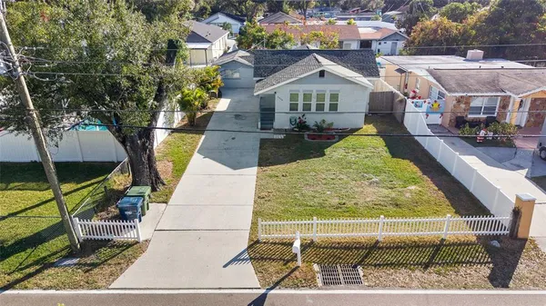 $3,400 | 2606 West Henry Avenue, Tampa, FL 33614