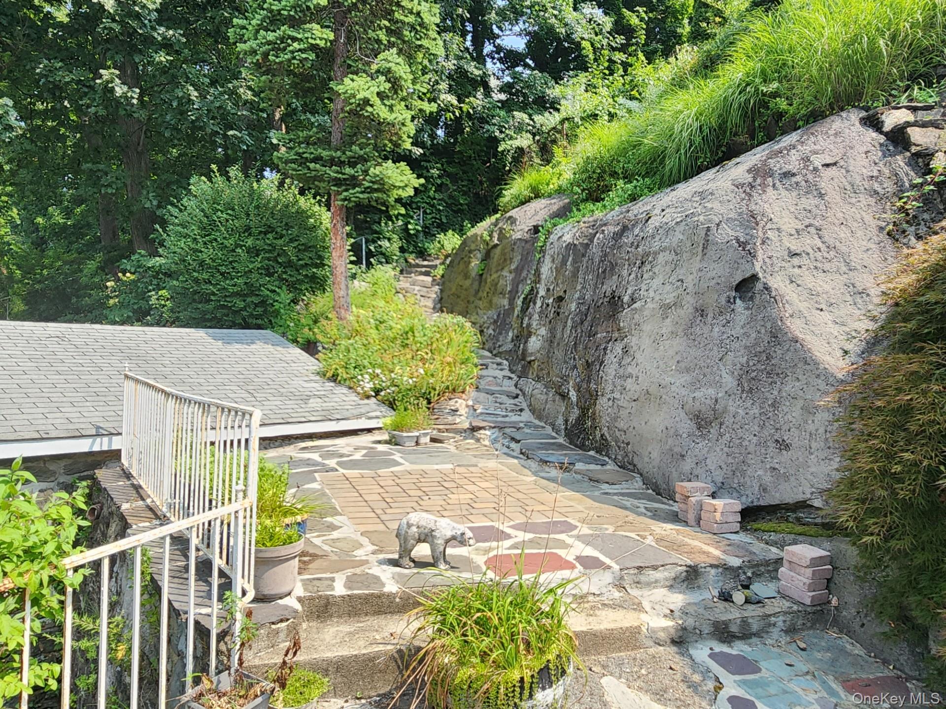 19 Esplanade Mount Vernon, NY 10553 - Photo 17 of 50 a view of a backyard