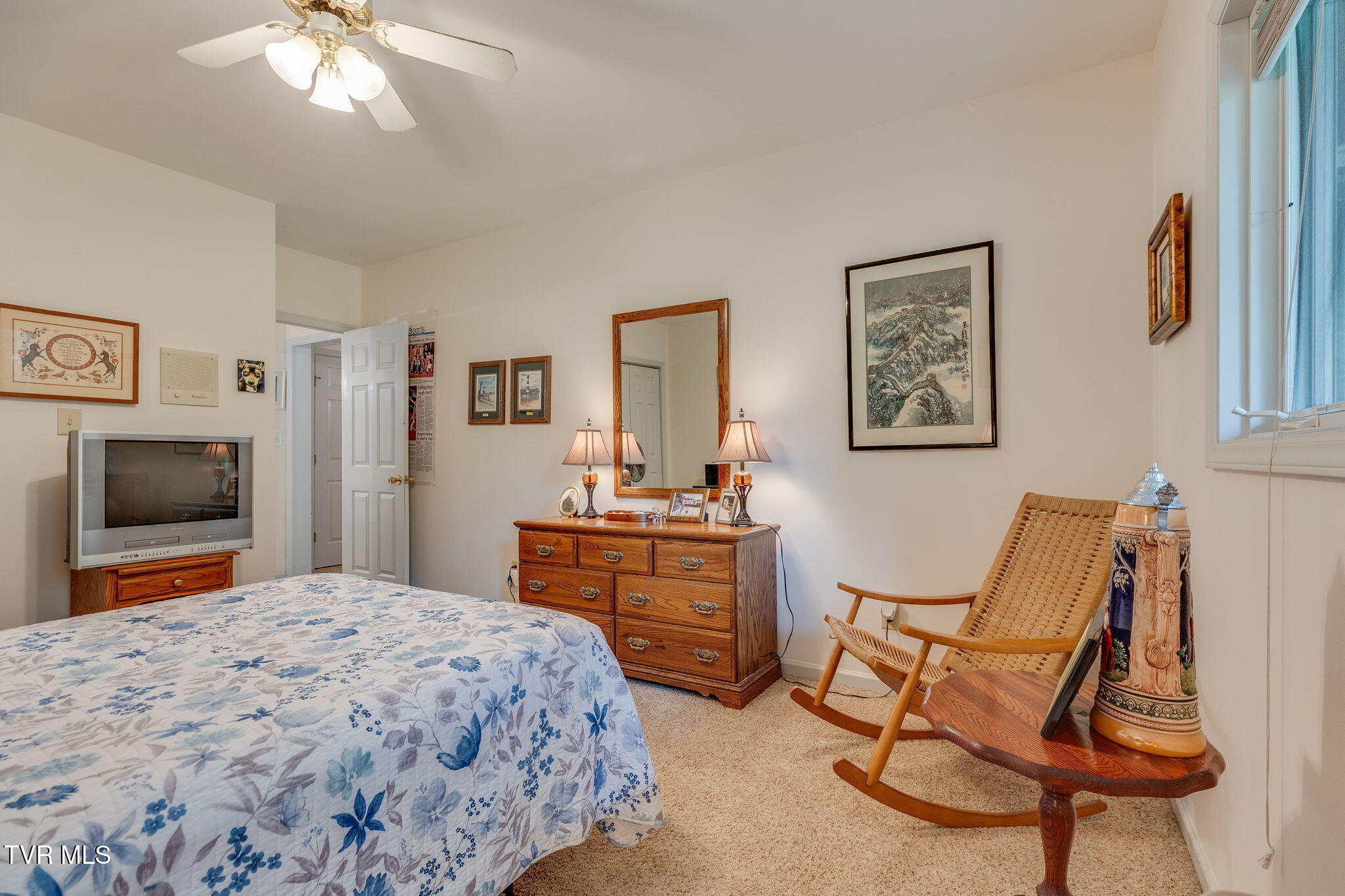 815 Quail Ridge Court Elizabethton, TN 37643 - Photo 33 of 40 034