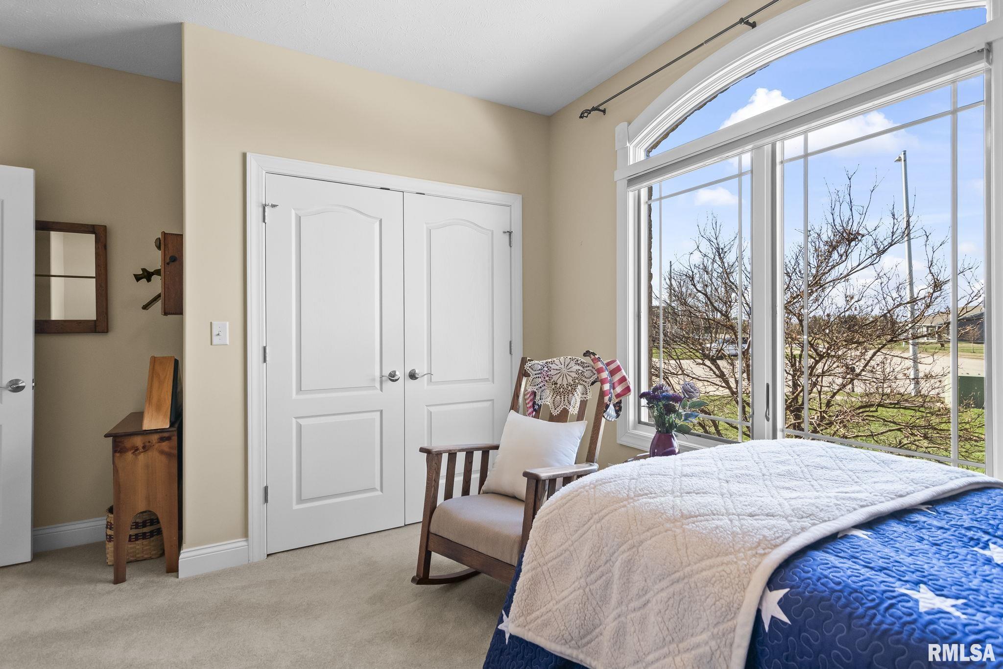 2104 Dubsdread Lane Springfield, IL 62711 - Photo 18 of 55