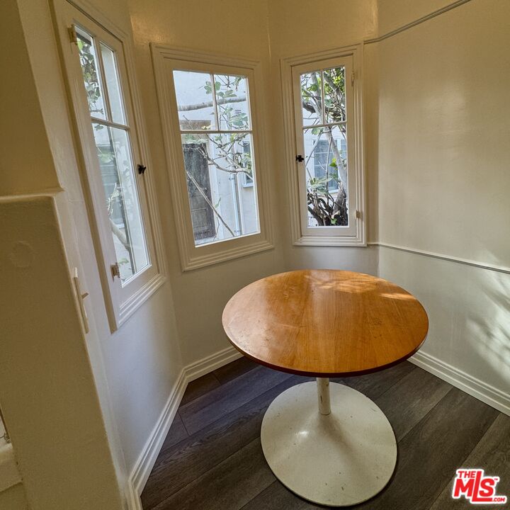 328 North Sycamore Avenue Los Angeles, CA 90036 - Photo 11 of 29 a view of a livingroom with furniture and window