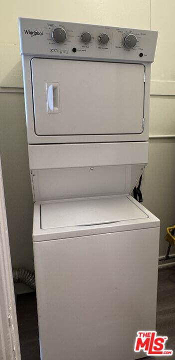 328 North Sycamore Avenue Los Angeles, CA 90036 - Photo 27 of 29 a close view of washer and dryer