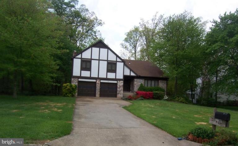 47 Carrollton Road Sterling, VA 20165 - Photo 1 of 14 Exterior (Main)