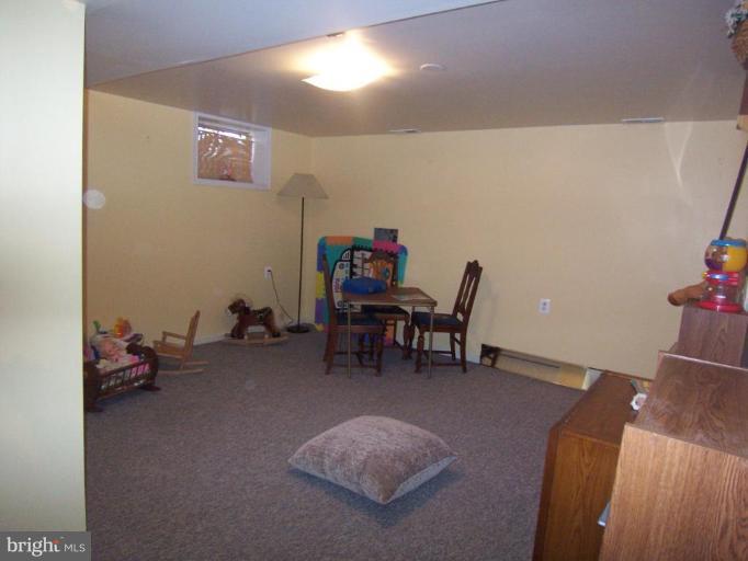 47 Carrollton Road Sterling, VA 20165 - Photo 12 of 14 Recreation Room
