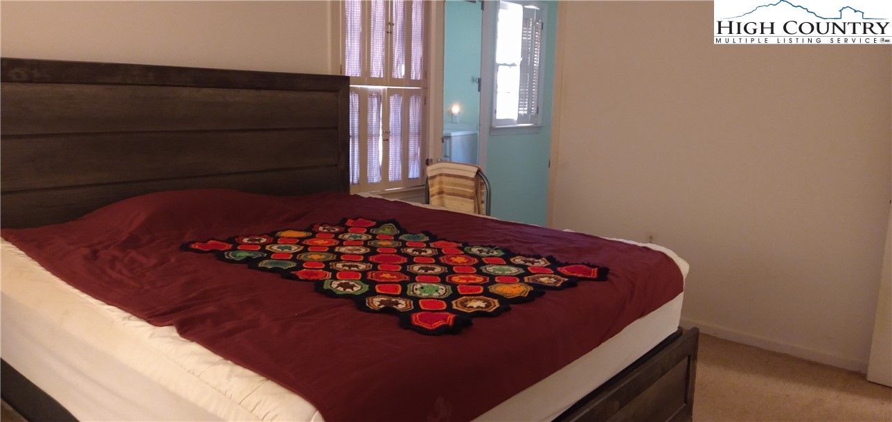 308 Hickory Mountain Road Sparta, NC 28675 - Photo 18 of 29