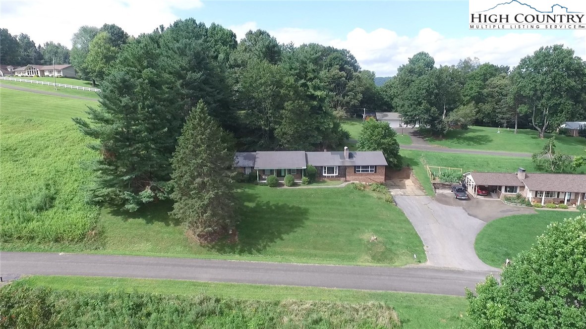 308 Hickory Mountain Road Sparta, NC 28675 - Photo 26 of 29