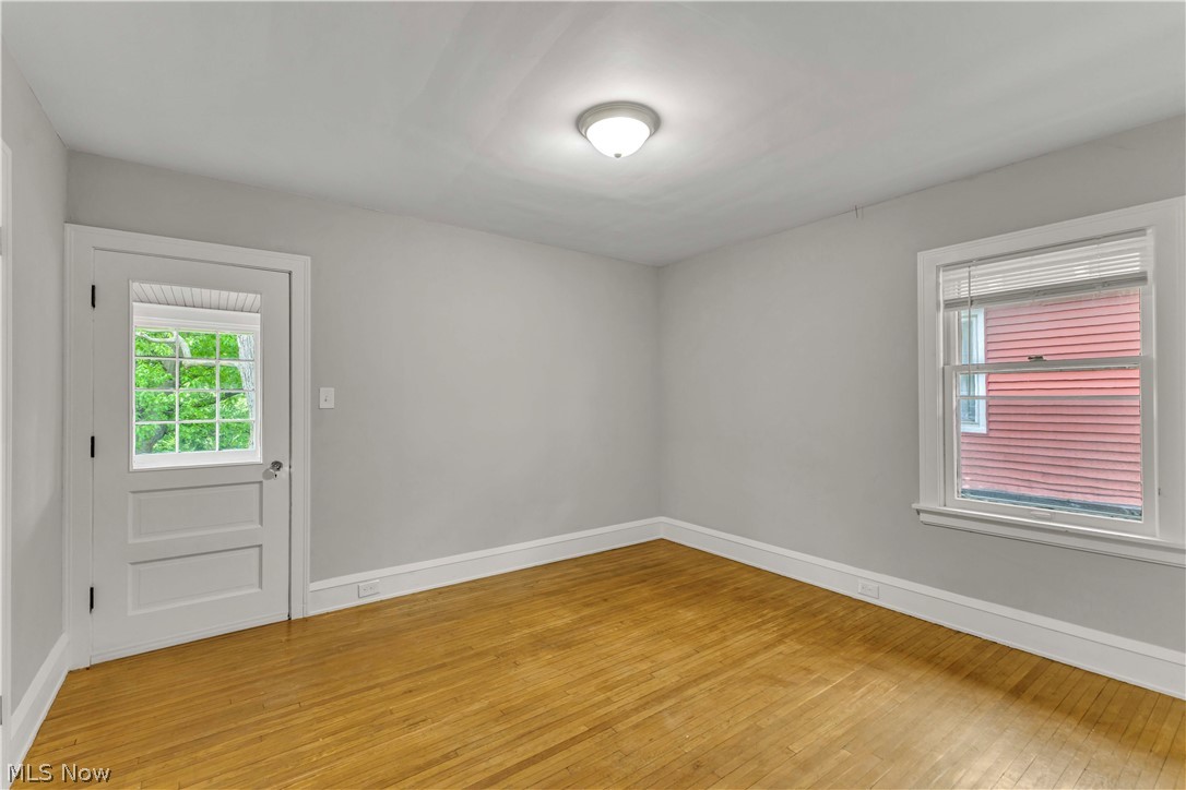 3177 Warren Road Cleveland, OH 44111 - Photo 25 of 38
