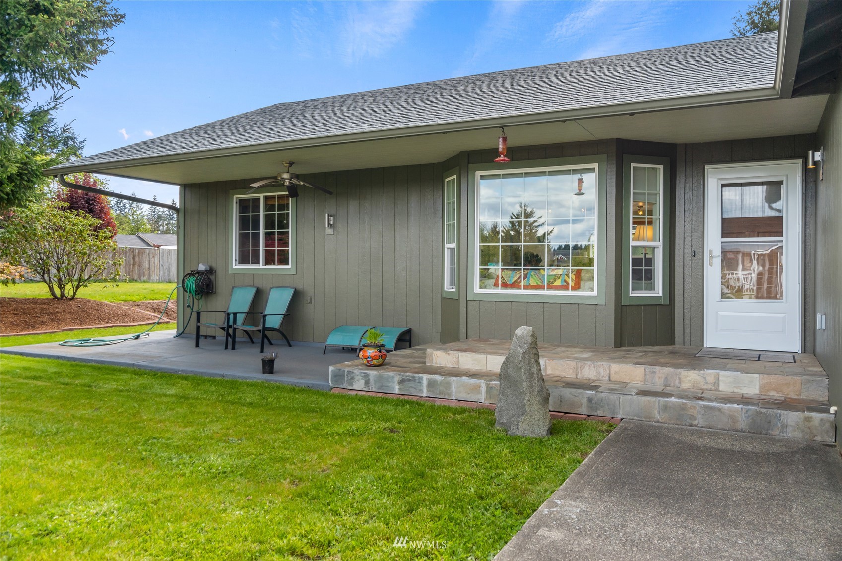 19815 Jowsey Court Southwest Rochester, WA 98579 - Photo 3 of 27 Gallery Image 3